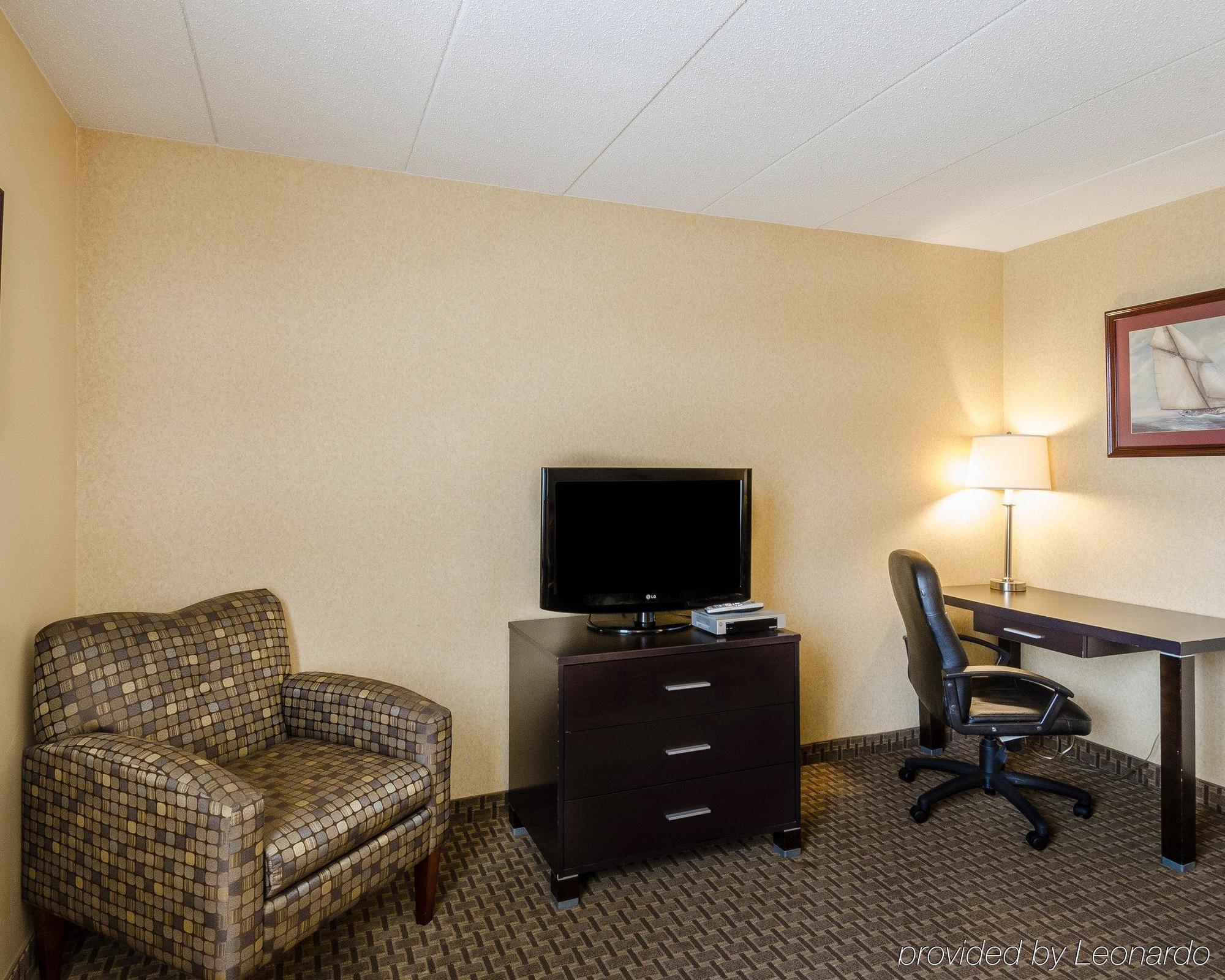 Holiday Inn Express - Fall River North Dış mekan fotoğraf