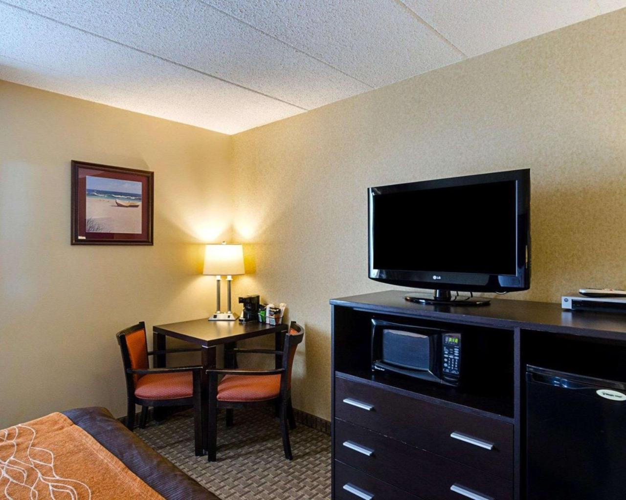 Holiday Inn Express - Fall River North Dış mekan fotoğraf